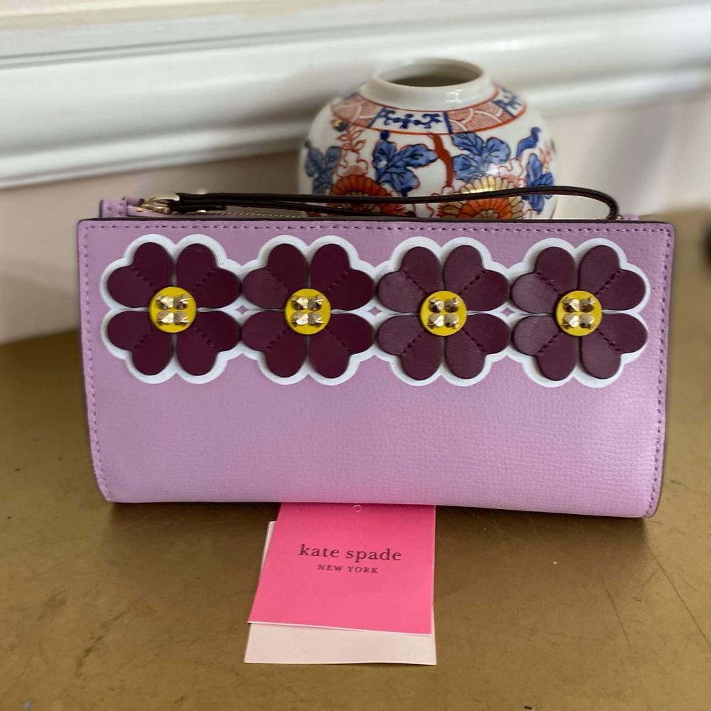 Kate Spade Large Continental Wristlet